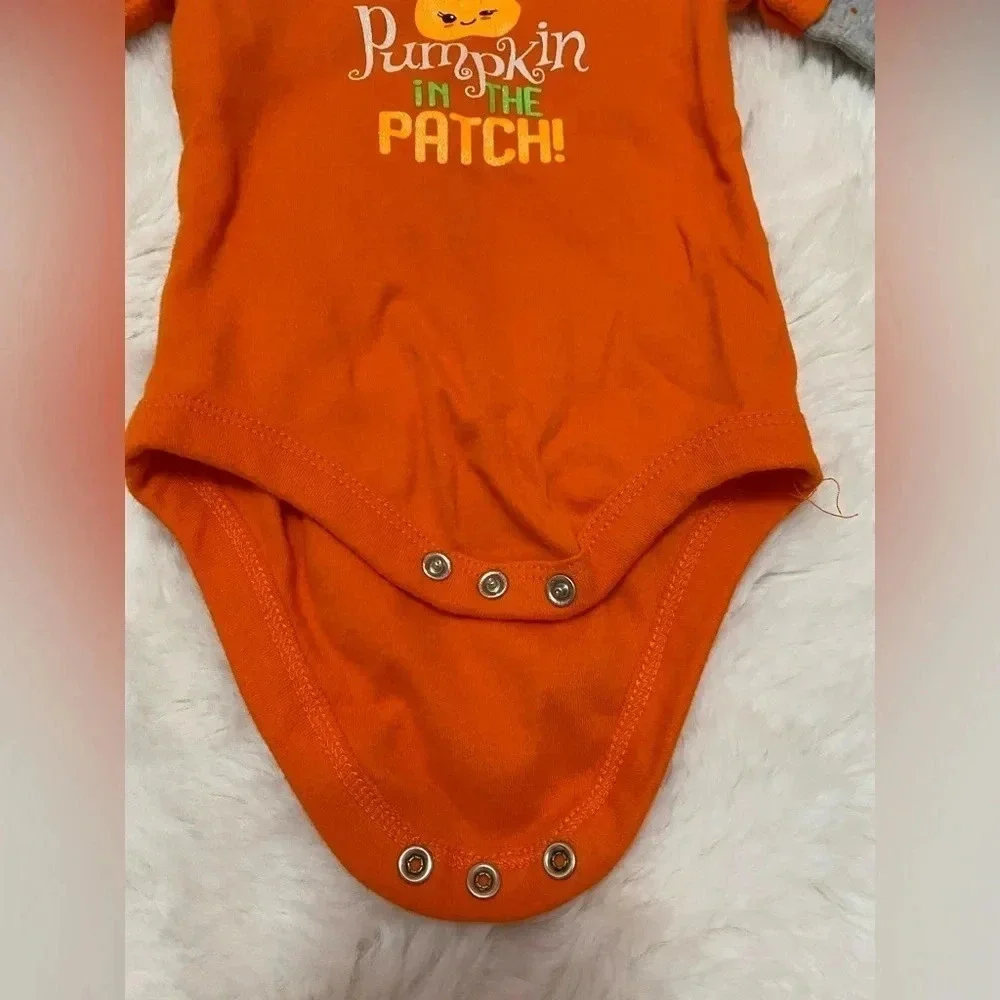 My Very First Thanksgiving Carters 6-9 months unisex onesie & cutest pumpkin